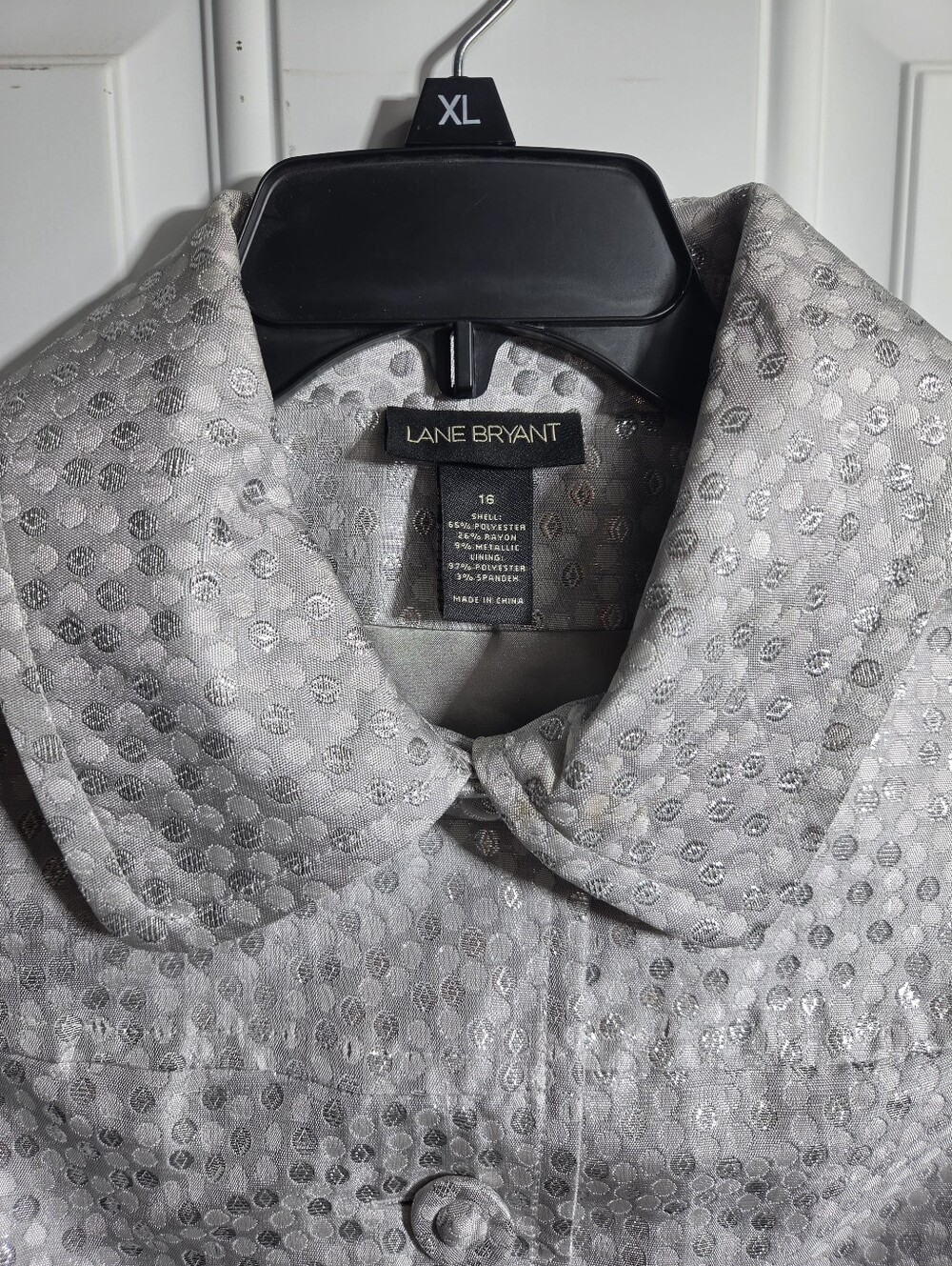 ✨ Lane Bryant Metallic Silver Polka Dot Cropped Jacket 16 - Picture 2 of 10